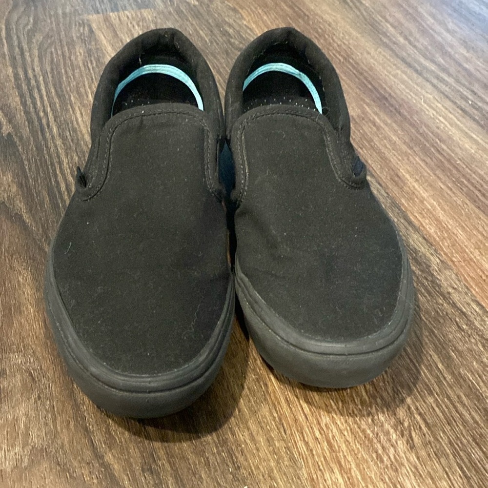 Vans- Black Size 9